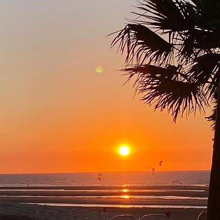 Groenendijk Elf Koksijde Bagian luar foto